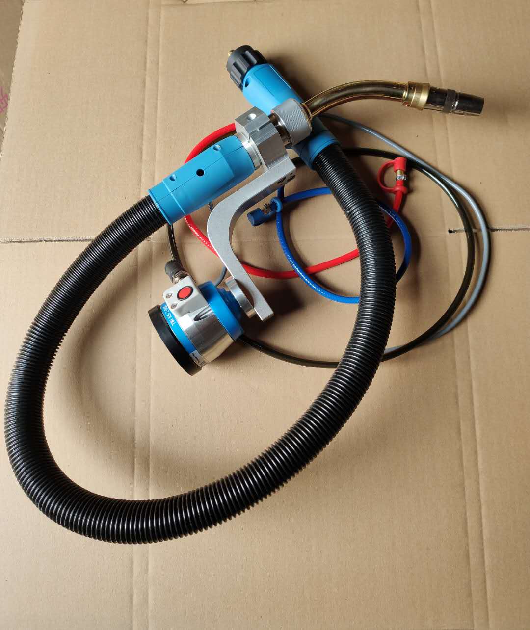 TBI81w82w機器人焊槍圖片