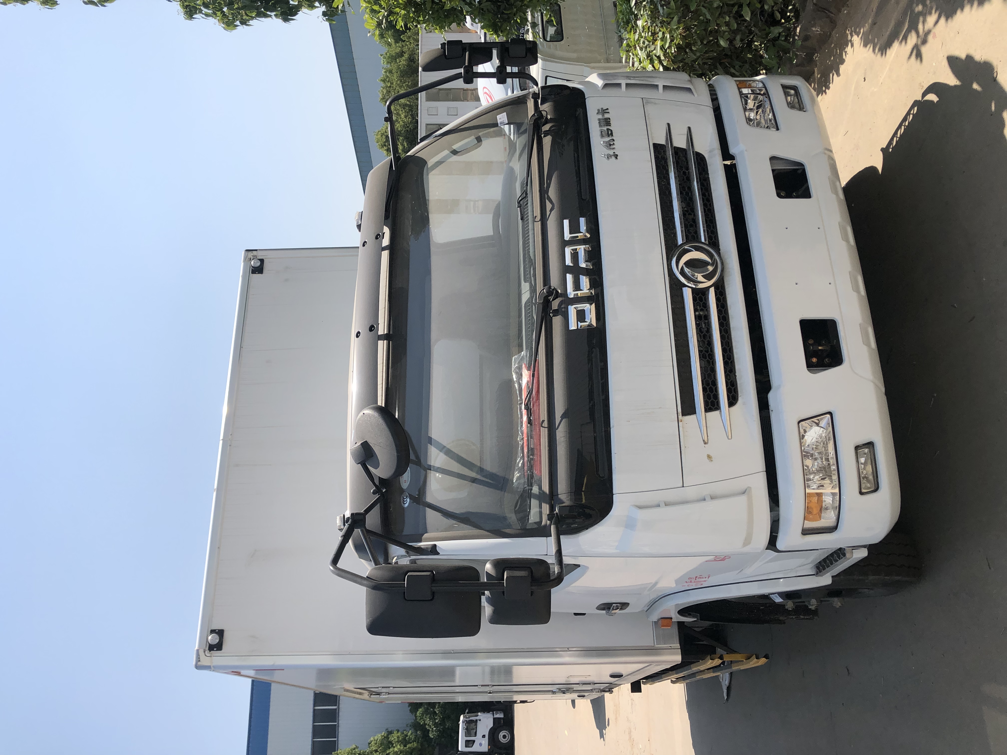 東風(fēng)多利卡水果蔬菜冷藏車圖片