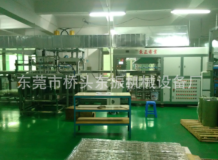 全自動(dòng)數(shù)控吸塑機(jī)定制圖片
