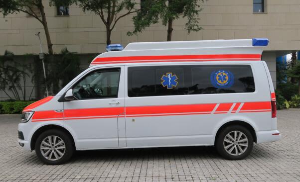 救護(hù)車圖片/救護(hù)車樣板圖 (2)