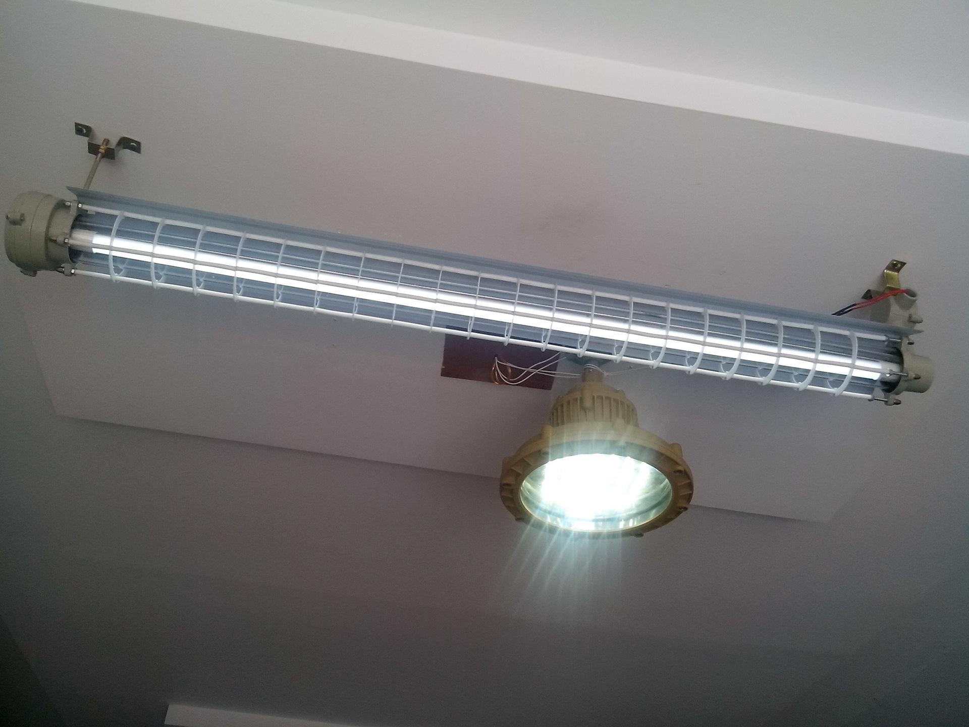 LED 防爆熒光燈、防爆防腐熒光燈、全塑防爆熒光燈