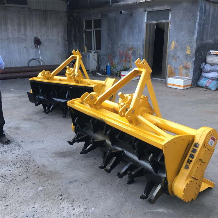 混凝土路面拌合機(jī)  水泥路面平鋪圖片