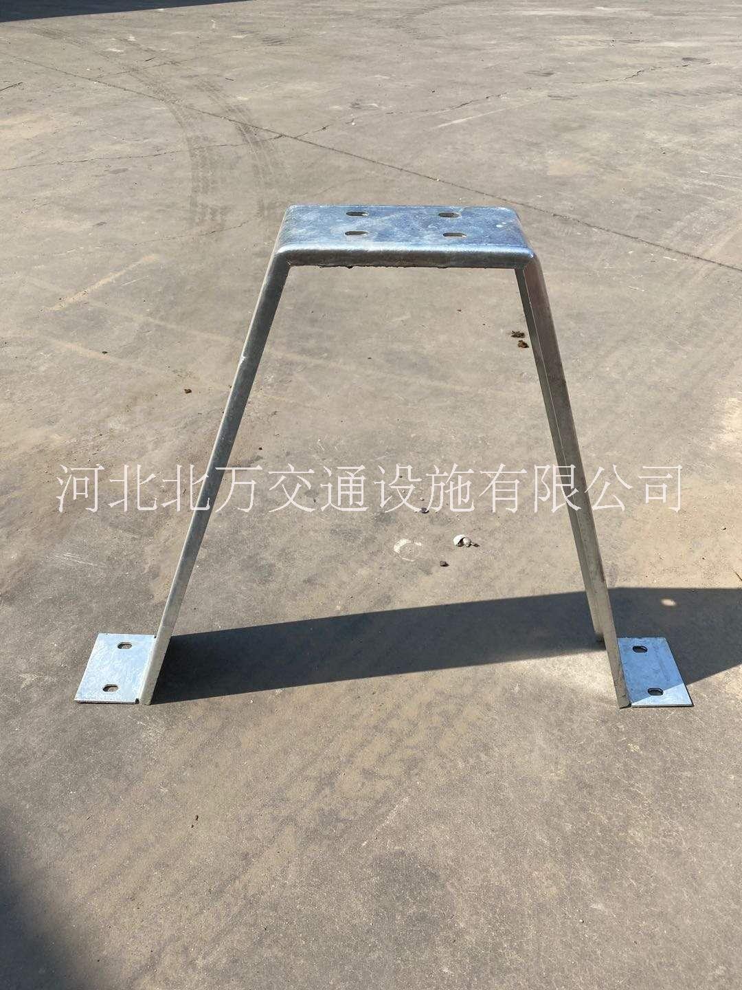 防眩板支架 熱鍍鋅支架圖片