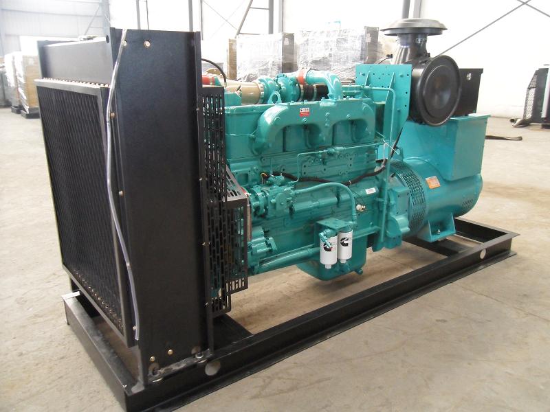 重慶康明斯柴油發(fā)電機(jī)圖片/重慶康明斯柴油發(fā)電機(jī)樣板圖 (3)
