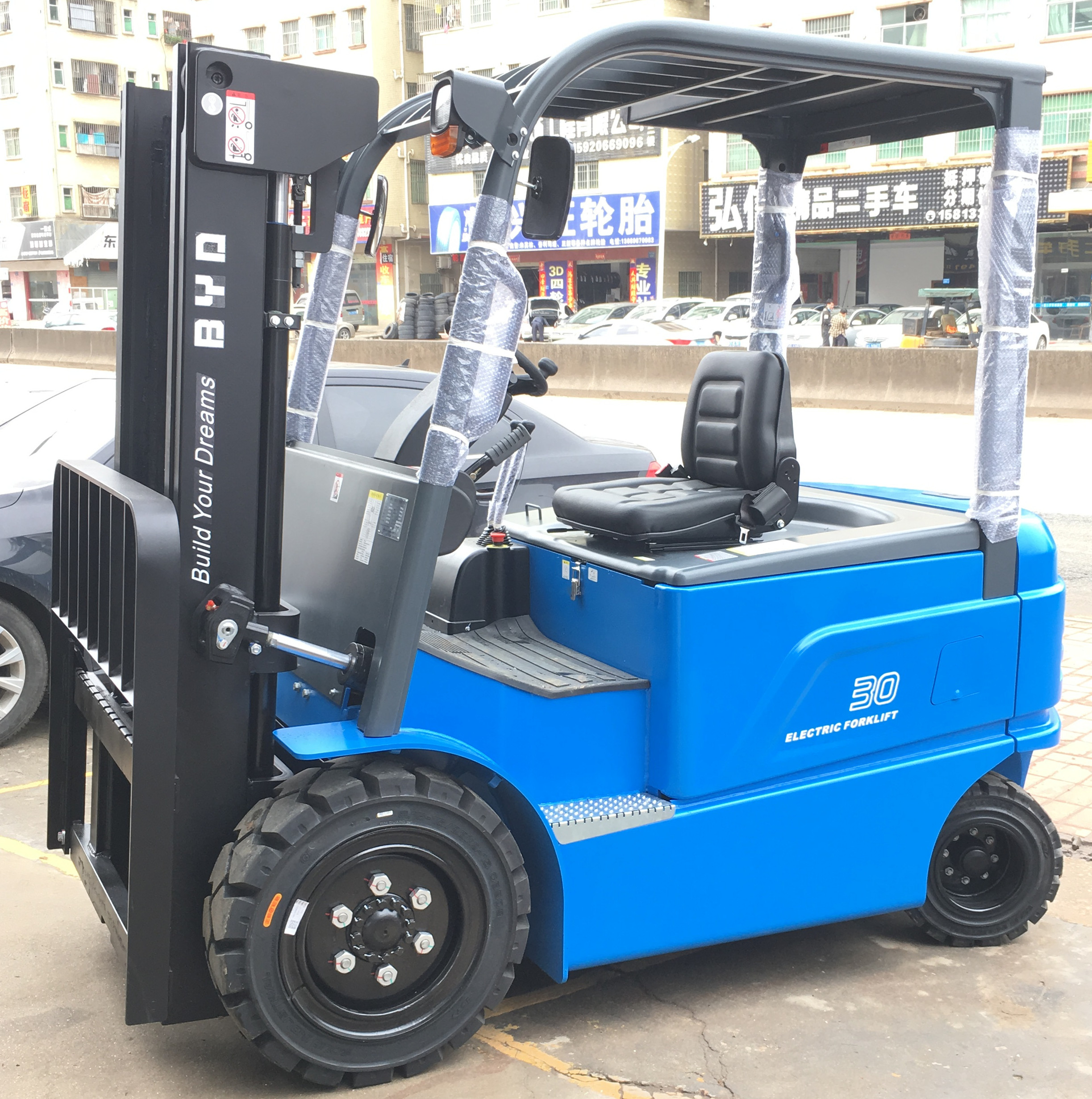 快速充電鋰電池叉車圖片