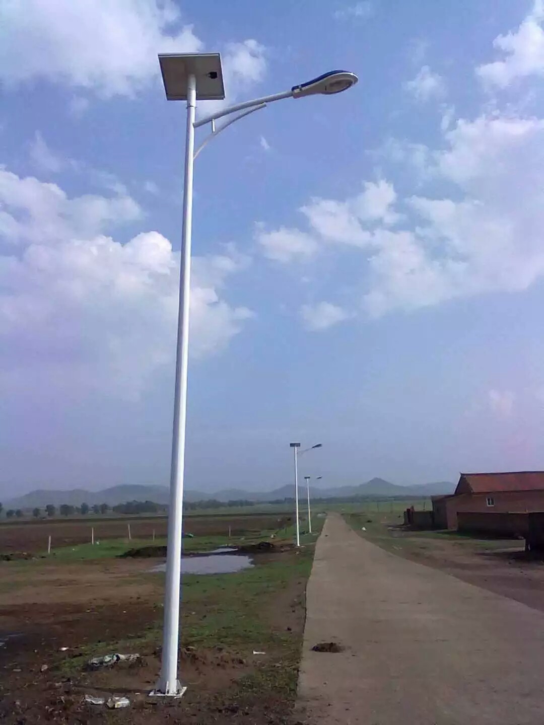 供应邯郸太阳能路灯邯郸路灯厂家