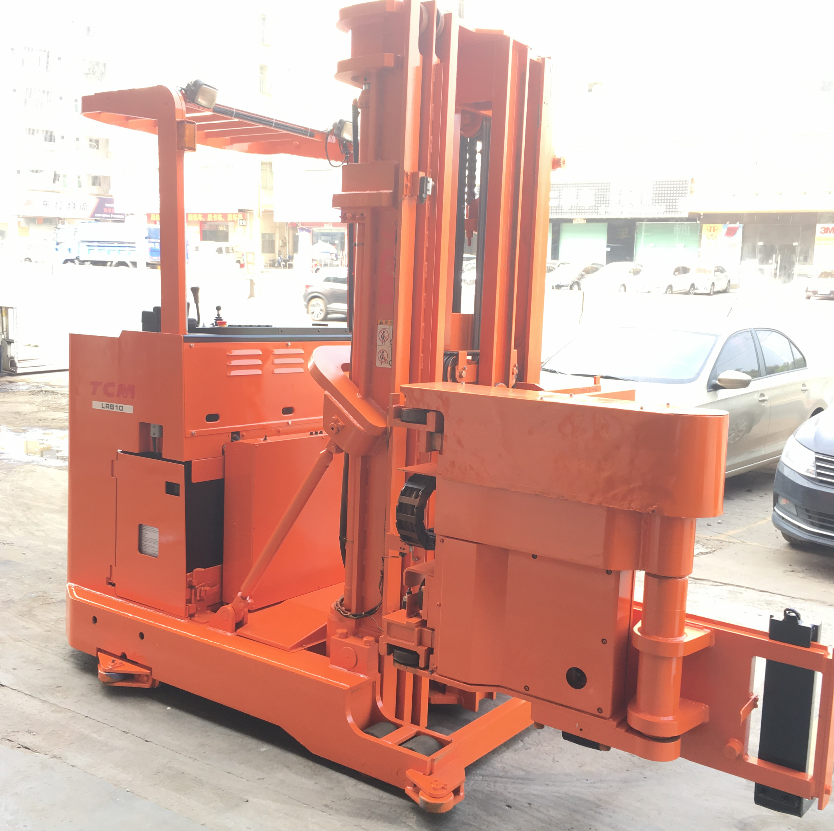 1噸三向叉車圖片/1噸三向叉車樣板圖 (1)