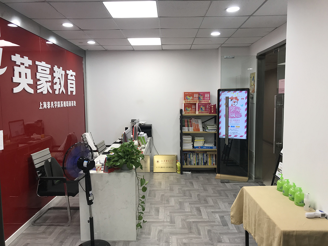 苏州市苏州模具钣金培训班厂家苏州模具钣金培训班，专业学校在你身边