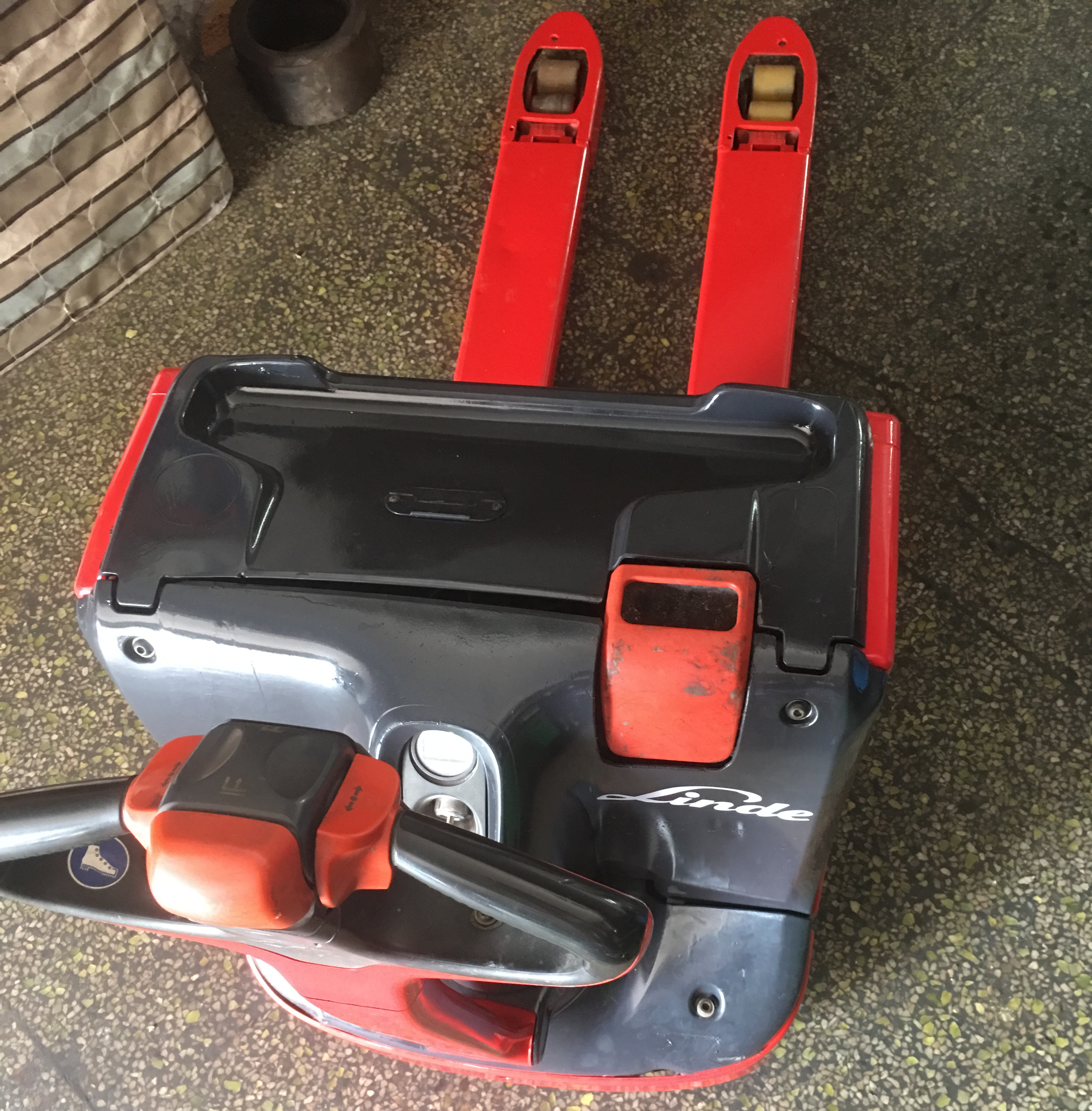 2噸地牛圖片/2噸地牛樣板圖 (3)