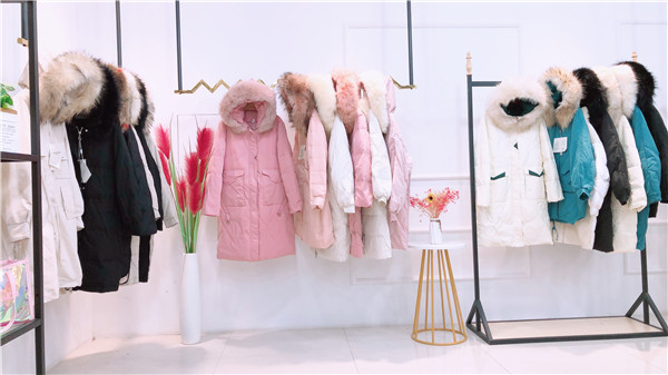 米拉格冬季女款韓版寬松羽絨服圖片/米拉格冬季女款韓版寬松羽絨服樣板圖 (4)