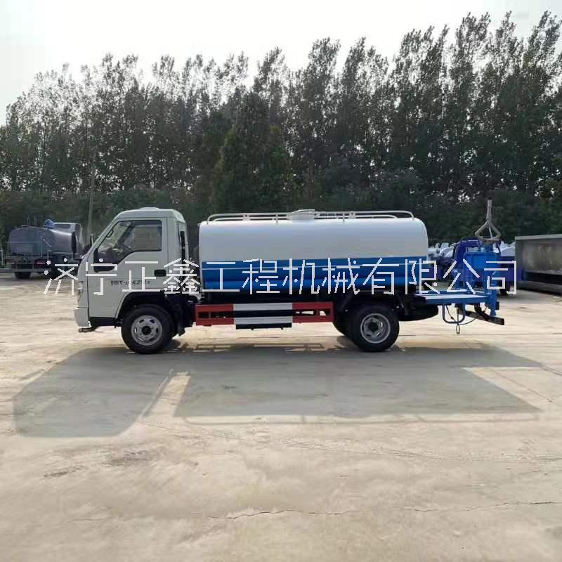 正鑫现货供应5方雾炮洒水车  正鑫新款洒水车厂家一件也批发图片