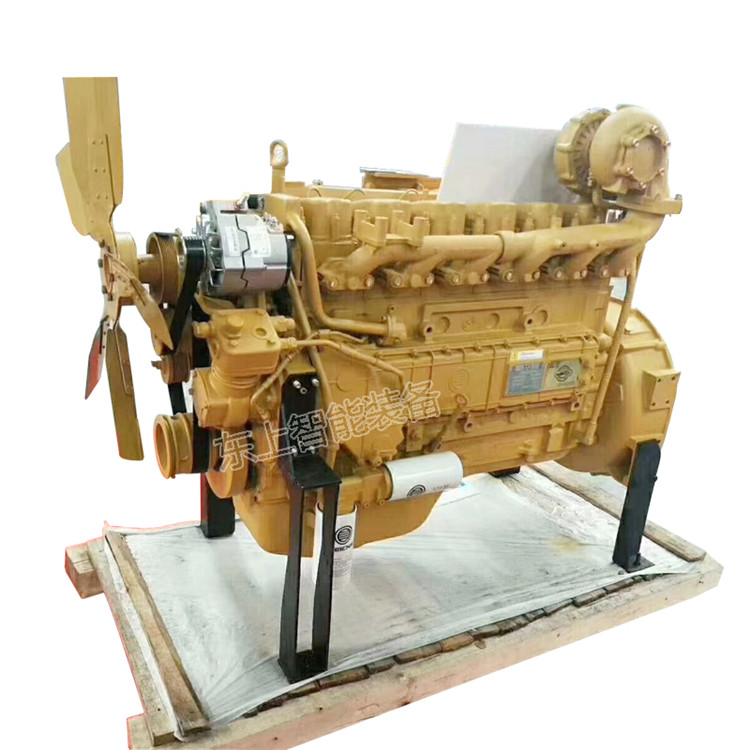 臨工956裝載機(jī)162KW柴油機(jī)圖片