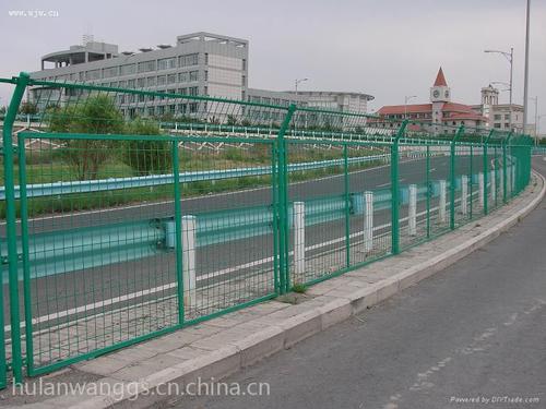 公路隔離柵圖片/公路隔離柵樣板圖 (4)
