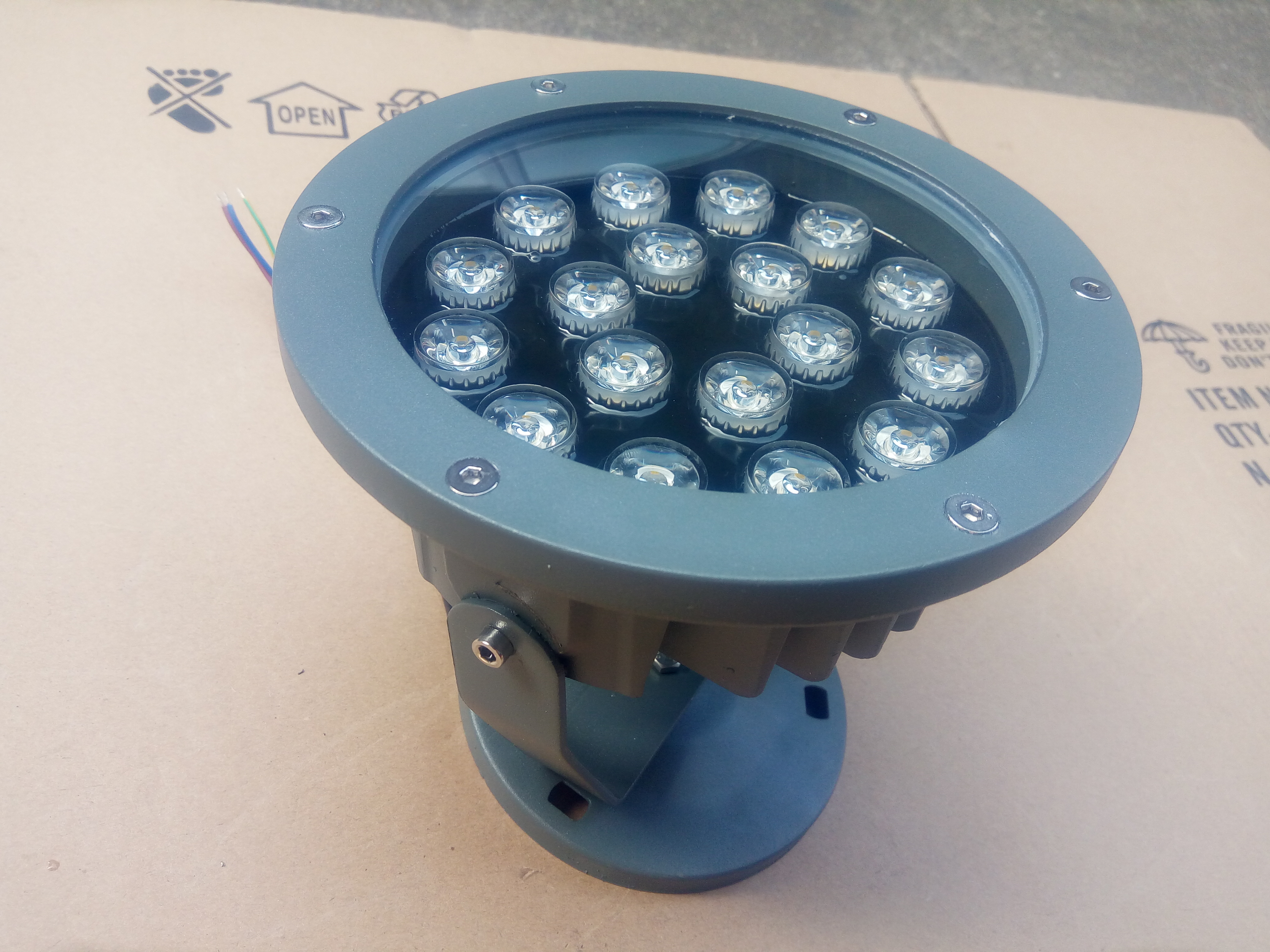 18瓦插地燈價格圖片