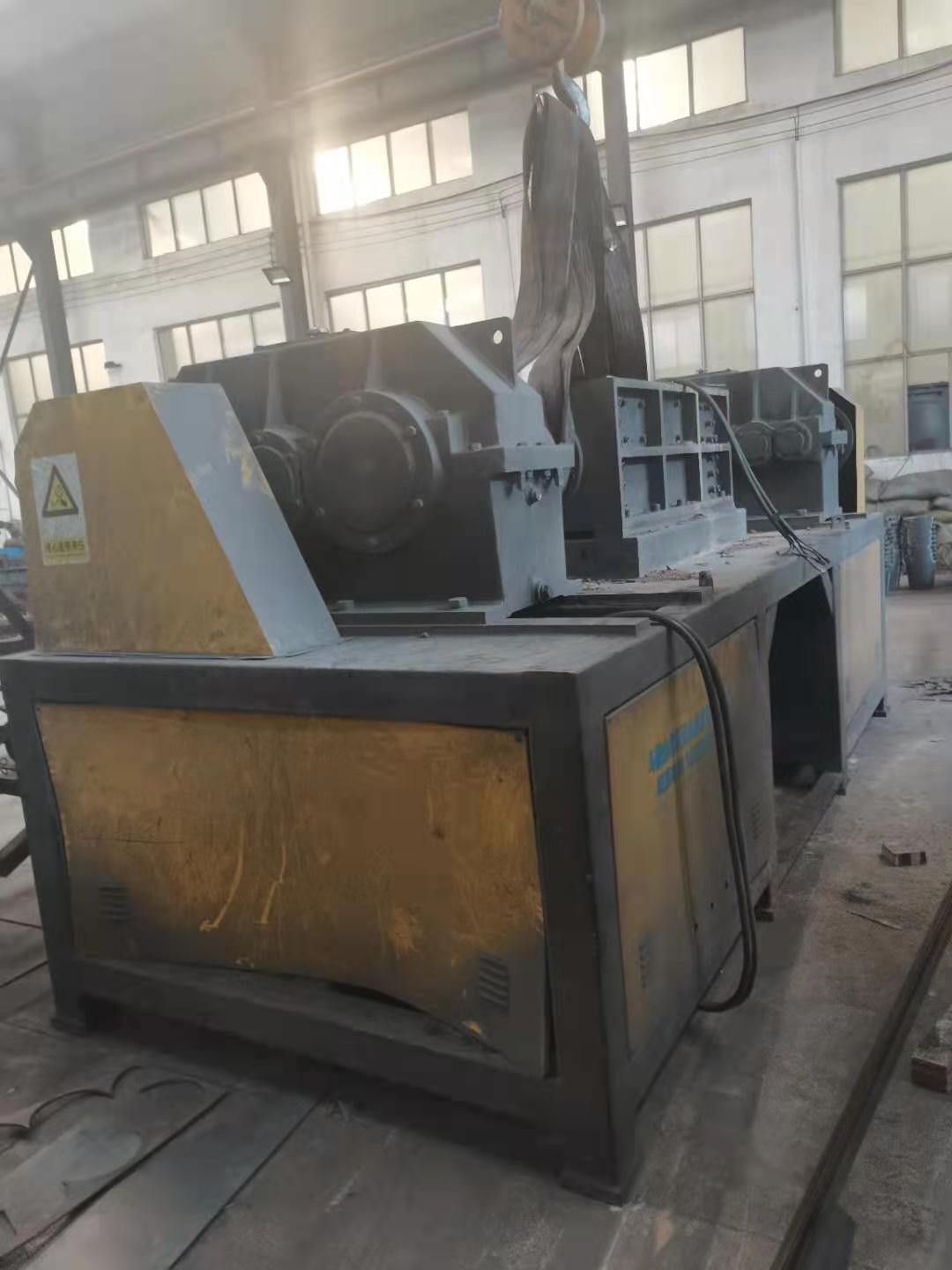 剪切式撕碎機(jī)圖片/剪切式撕碎機(jī)樣板圖 (1)