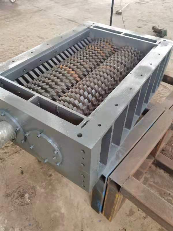 編織袋樹枝水草撕碎機@批發(fā)@廠家直銷 編織袋樹枝水草撕碎機圖片