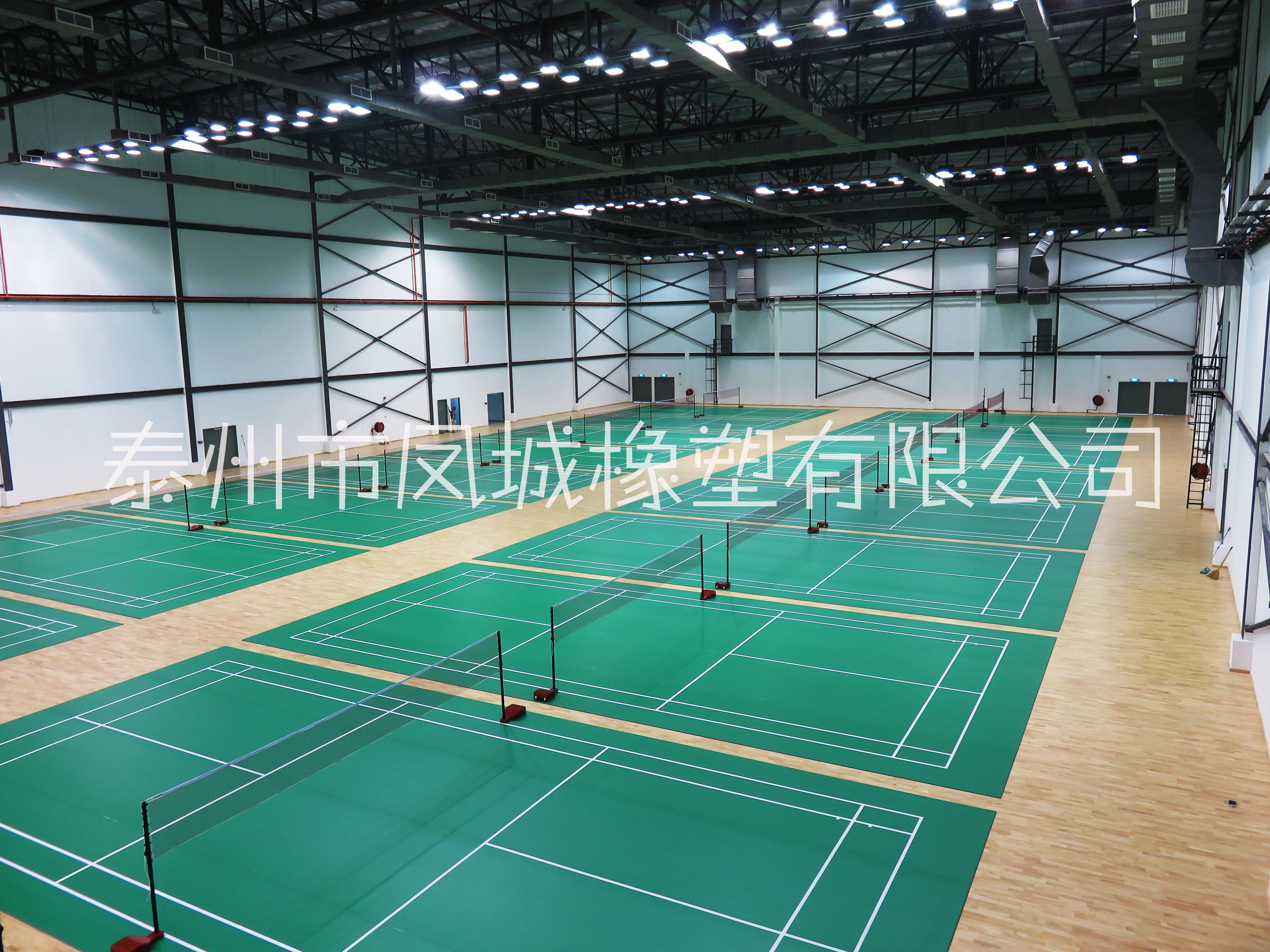 英利奧多層復(fù)合地板廠家/英利奧運(yùn)動地膠出廠價