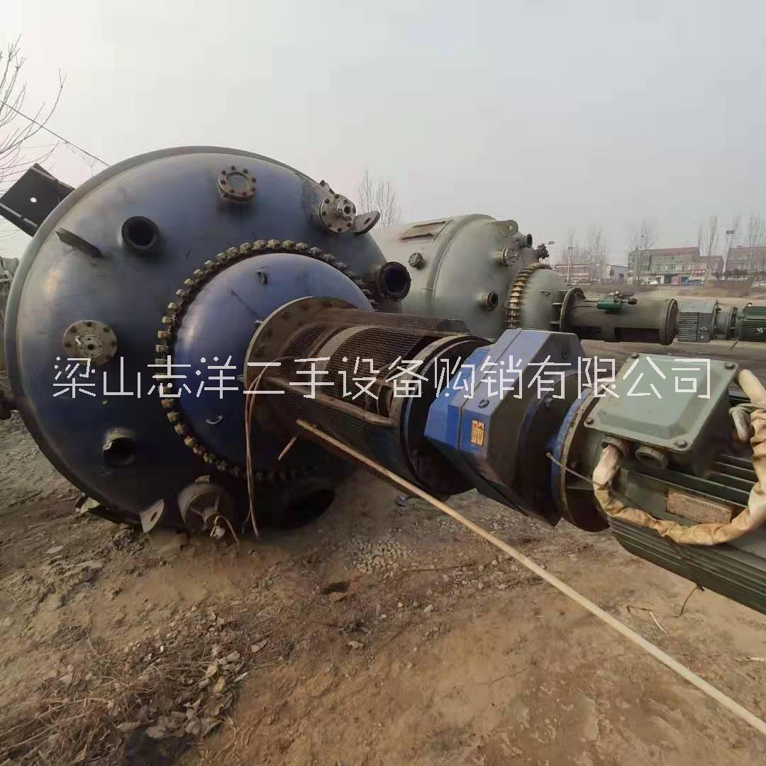 河北搪瓷反應(yīng)釜圖片