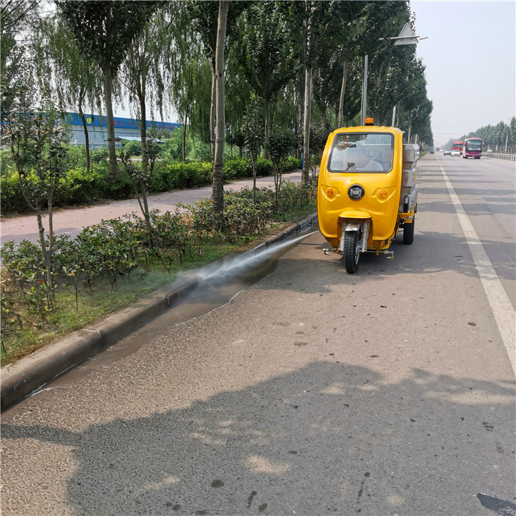 电动环卫车厂家 小区物业用电动环卫车  电动环卫车产地 多功能电动环卫车生产厂家图片