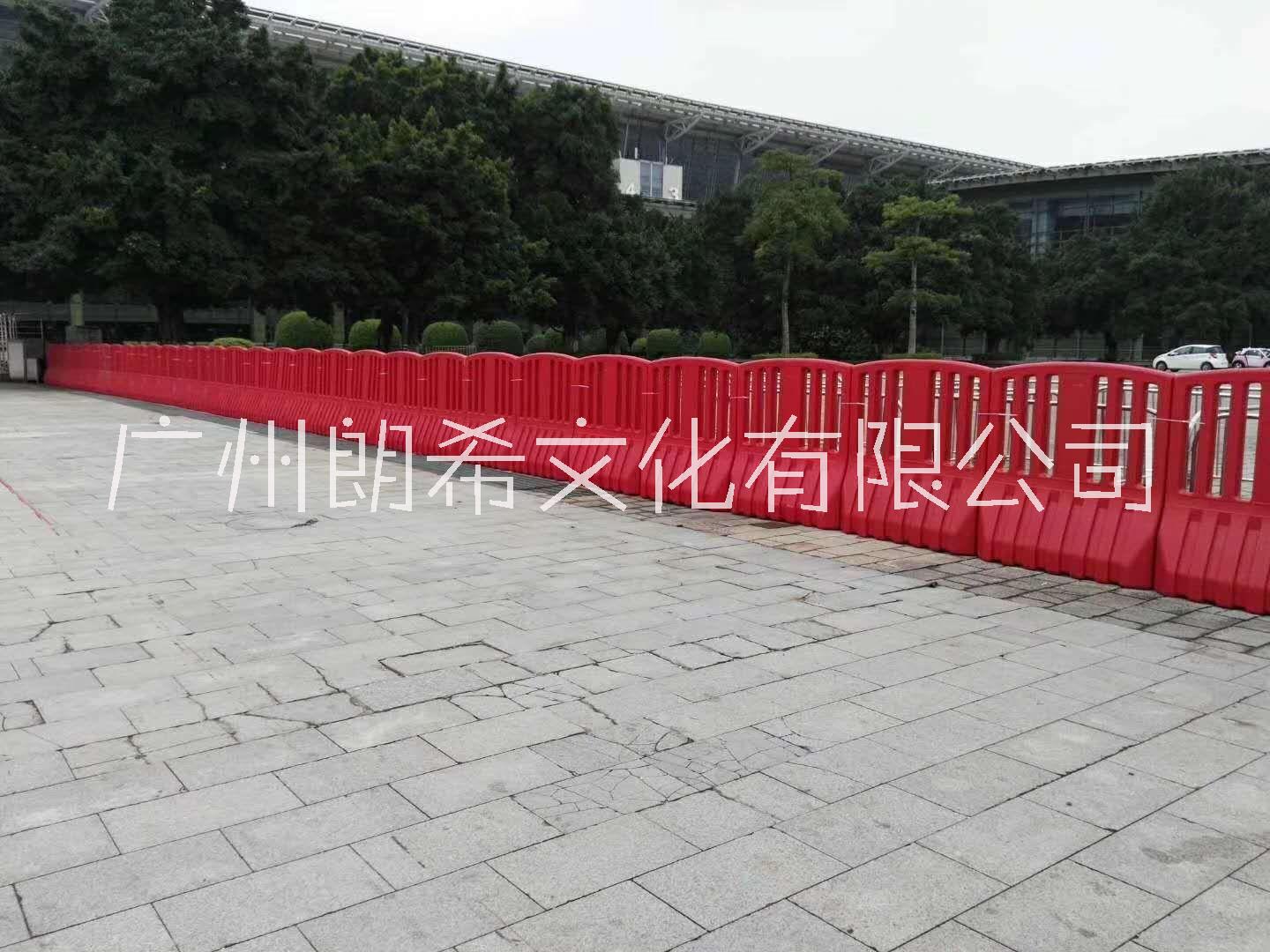 圍欄水馬圖片/圍欄水馬樣板圖 (3)