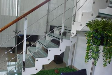 城陽樓梯哪里好  城陽樓梯聯(lián)系方式