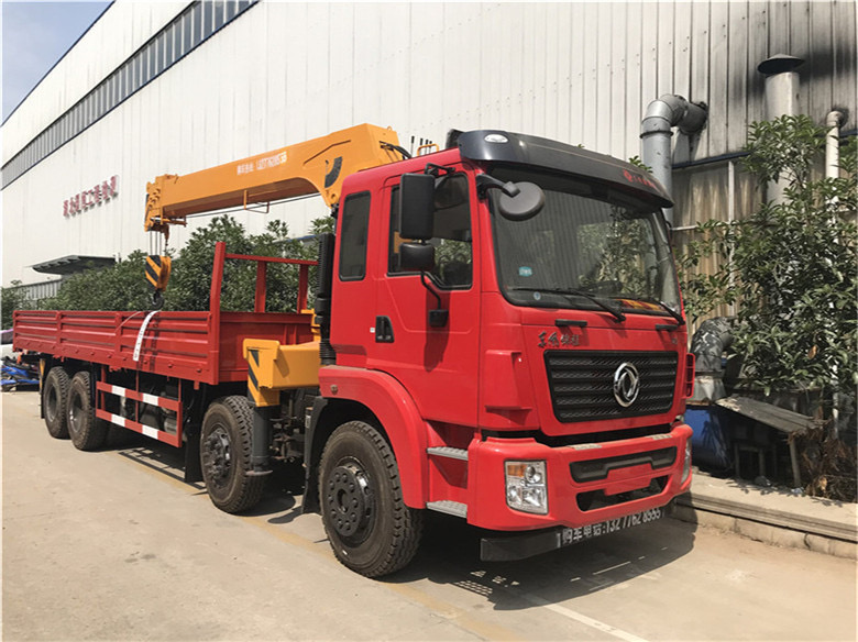 東風(fēng)前四后八配14-16噸隨車吊圖片/東風(fēng)前四后八配14-16噸隨車吊樣板圖 (4)