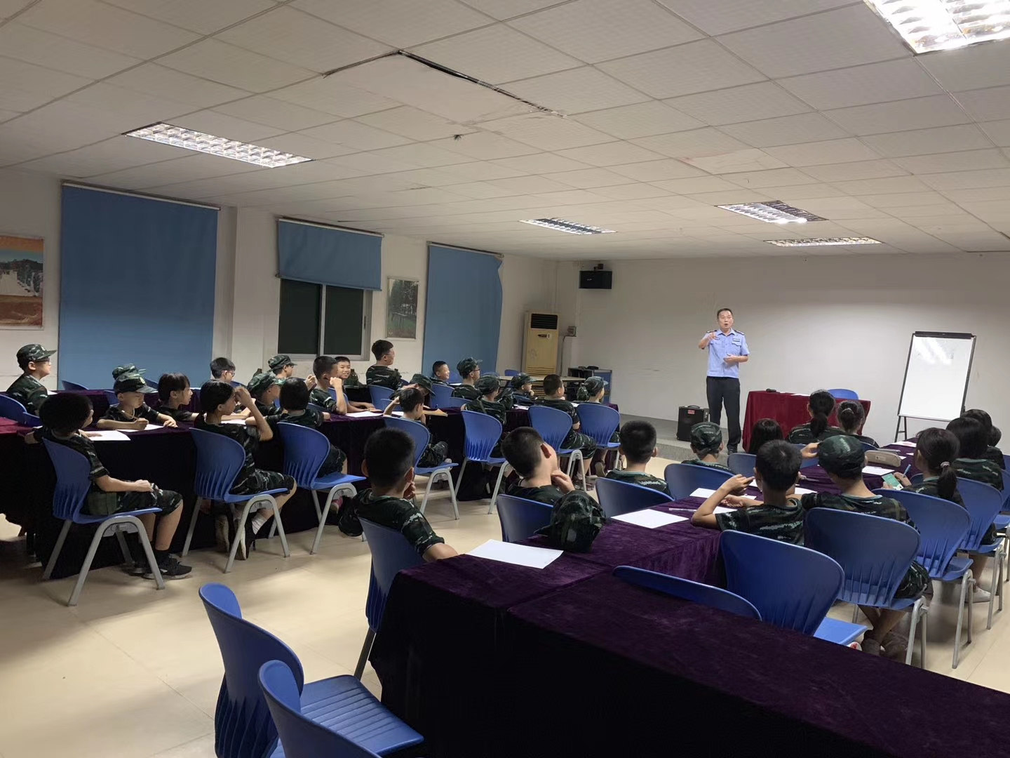 廣州28天軍事特訓營價格 軍事夏令營多少錢