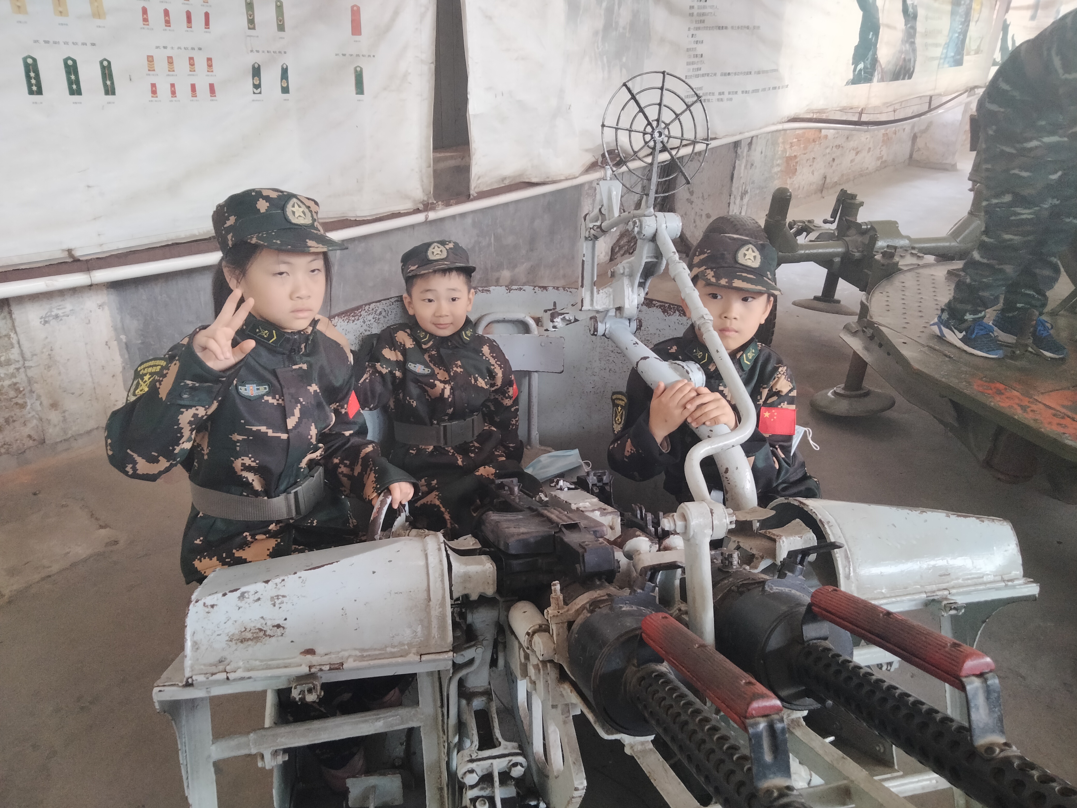 軍事夏令營圖片/軍事夏令營樣板圖 (4)
