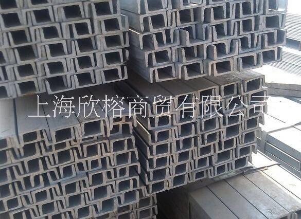 美標(biāo)槽鋼圖片