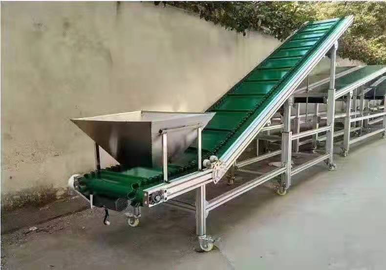 爬坡輸送機圖片/爬坡輸送機樣板圖 (2)