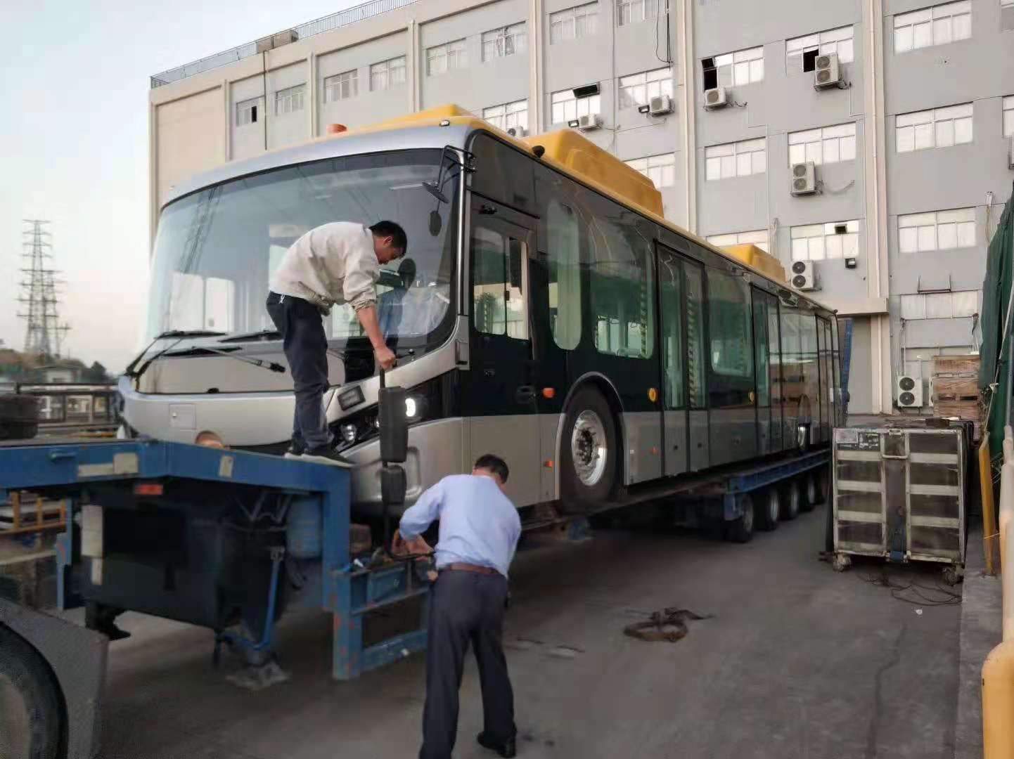 广州到菲律宾物流集运 广州到菲律宾机器整车出口 广州大件设备搬迁图片