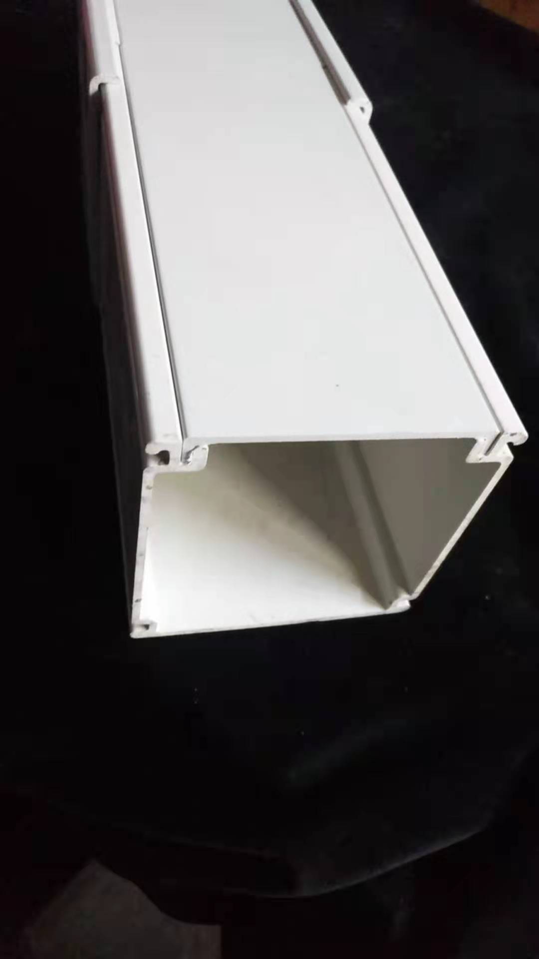 一體成型槽式塑膠橋架廠家圖片/一體成型槽式塑膠橋架廠家樣板圖 (2)