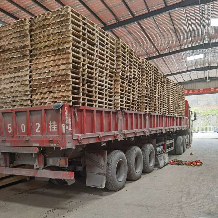 木托盤(pán) 生產(chǎn) 實(shí)木托盤(pán) 江西木托盤(pán)生產(chǎn)廠家 品質(zhì)優(yōu)良