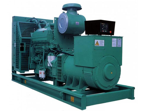 康明斯柴油發(fā)電機(jī)組450KW維修電話保養(yǎng)費(fèi)用要多少錢