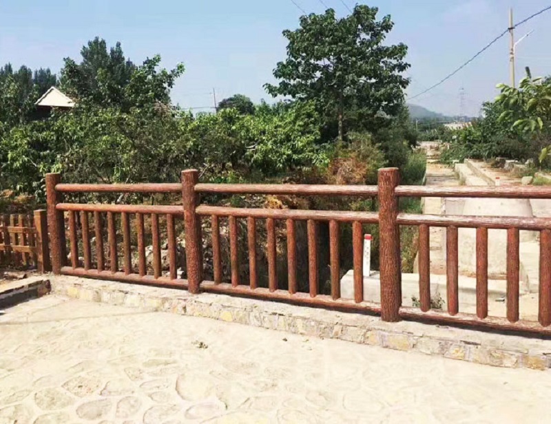 仿樹(shù)皮梯形護(hù)欄 景觀河道欄桿樹(shù)皮色防護(hù)欄桿