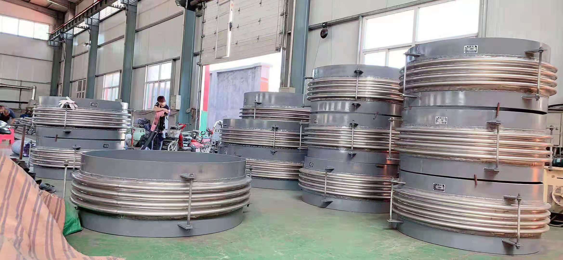 熱力管道補(bǔ)償器圖片/熱力管道補(bǔ)償器樣板圖 (3)