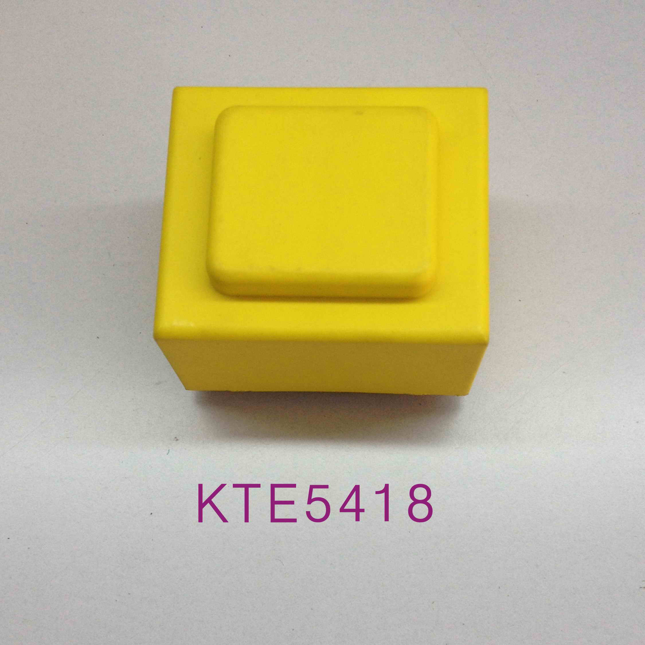 KTE5418 15W灌封变压器图片