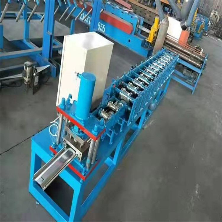 圍擋機(jī)圖片