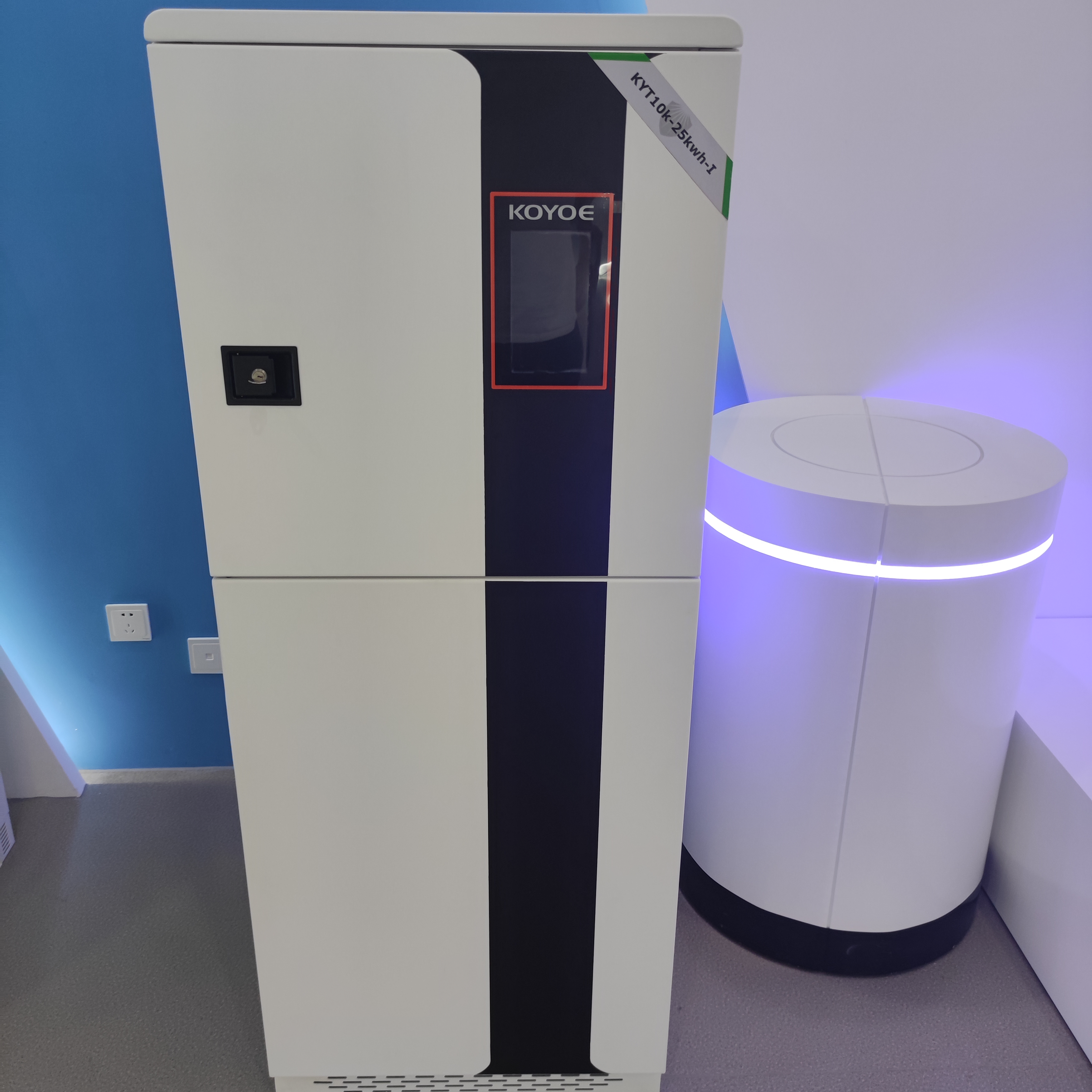 20kw三相儲(chǔ)能并離網(wǎng)逆變器圖片