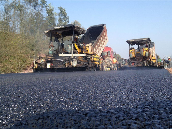 深圳道路沥青_沥青工程施工_道路沥青供应商图片