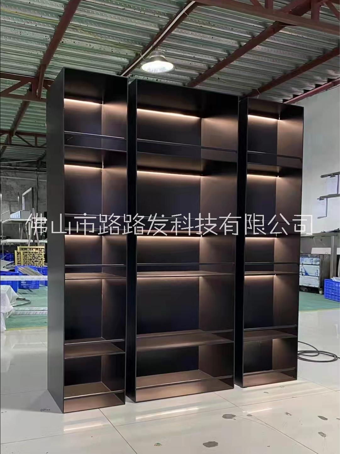 現(xiàn)代不銹鋼展示柜裝飾恒溫酒柜定制