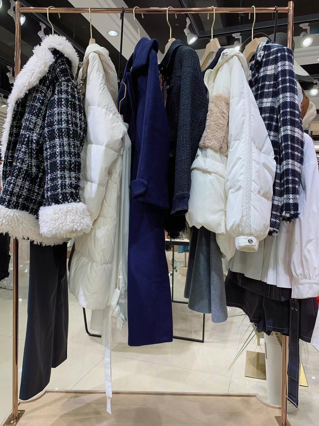 【EMiT】2021秋冬女裝尾貨庫存走份批發(fā)