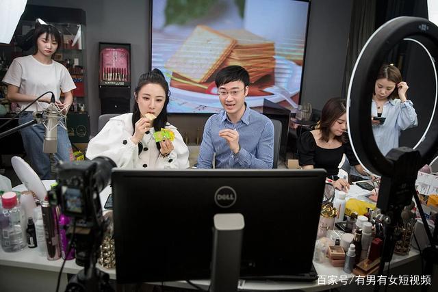 電商推廣-直播賣貨-短視頻自媒圖片/電商推廣-直播賣貨-短視頻自媒樣板圖 (2)