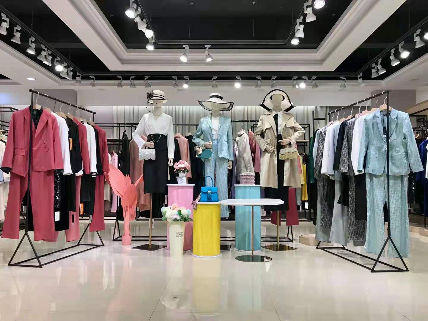 珂萊迪奧2021秋裝一 線高 端輕奢品牌女裝撤柜下架尾貨直播折扣貨源批發(fā)