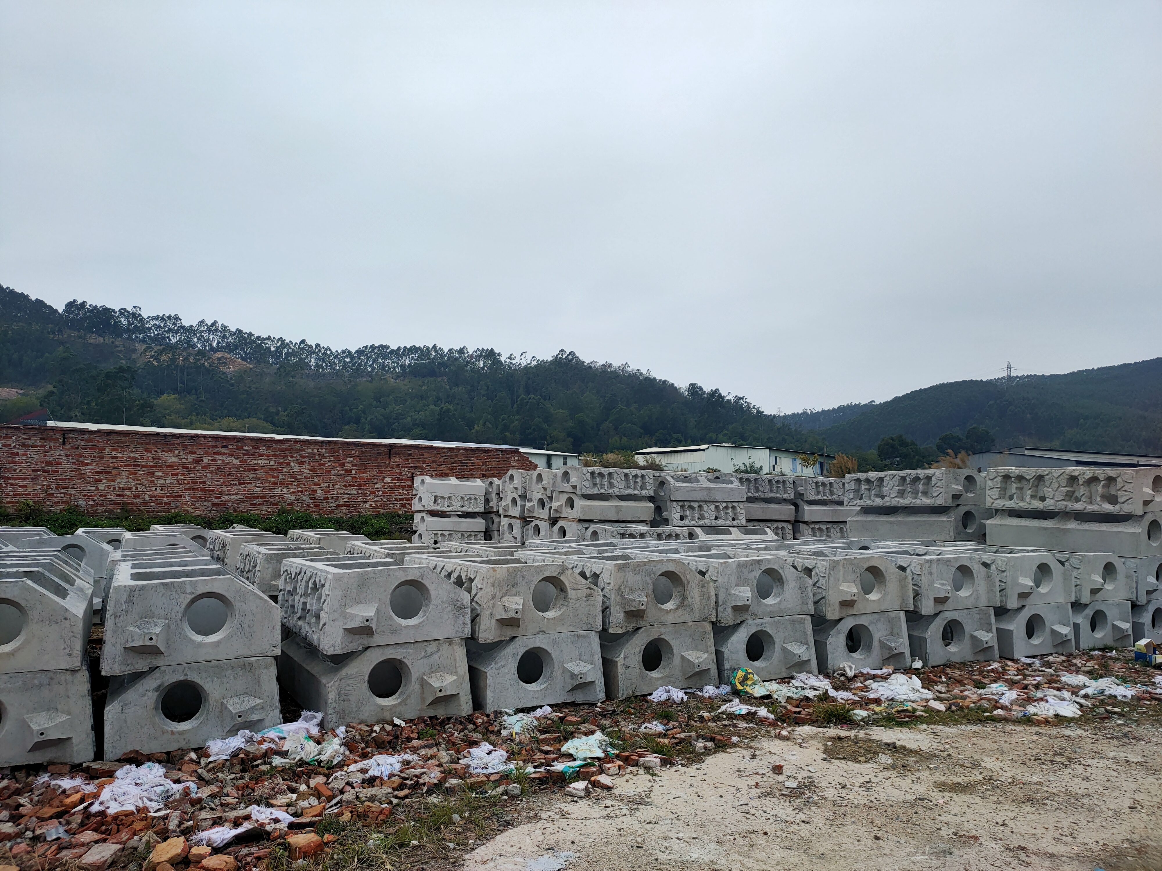 深圳景观挡土墙砖多少钱，景观挡土墙砖供应，任铭建材