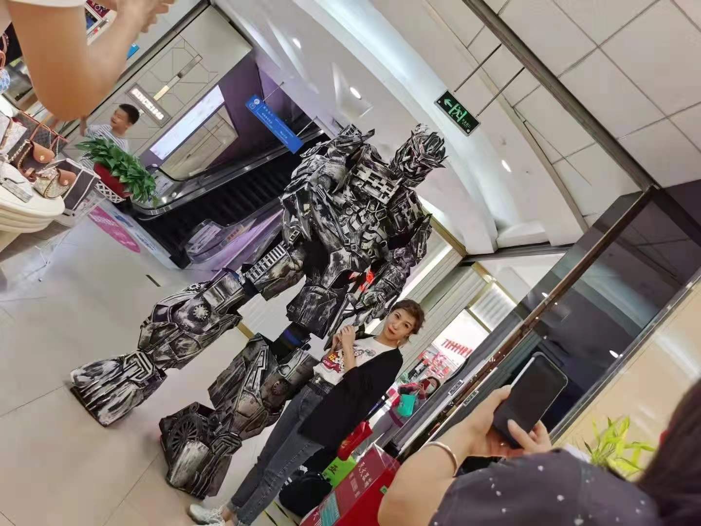 變形金剛服裝圖片/變形金剛服裝樣板圖 (1)