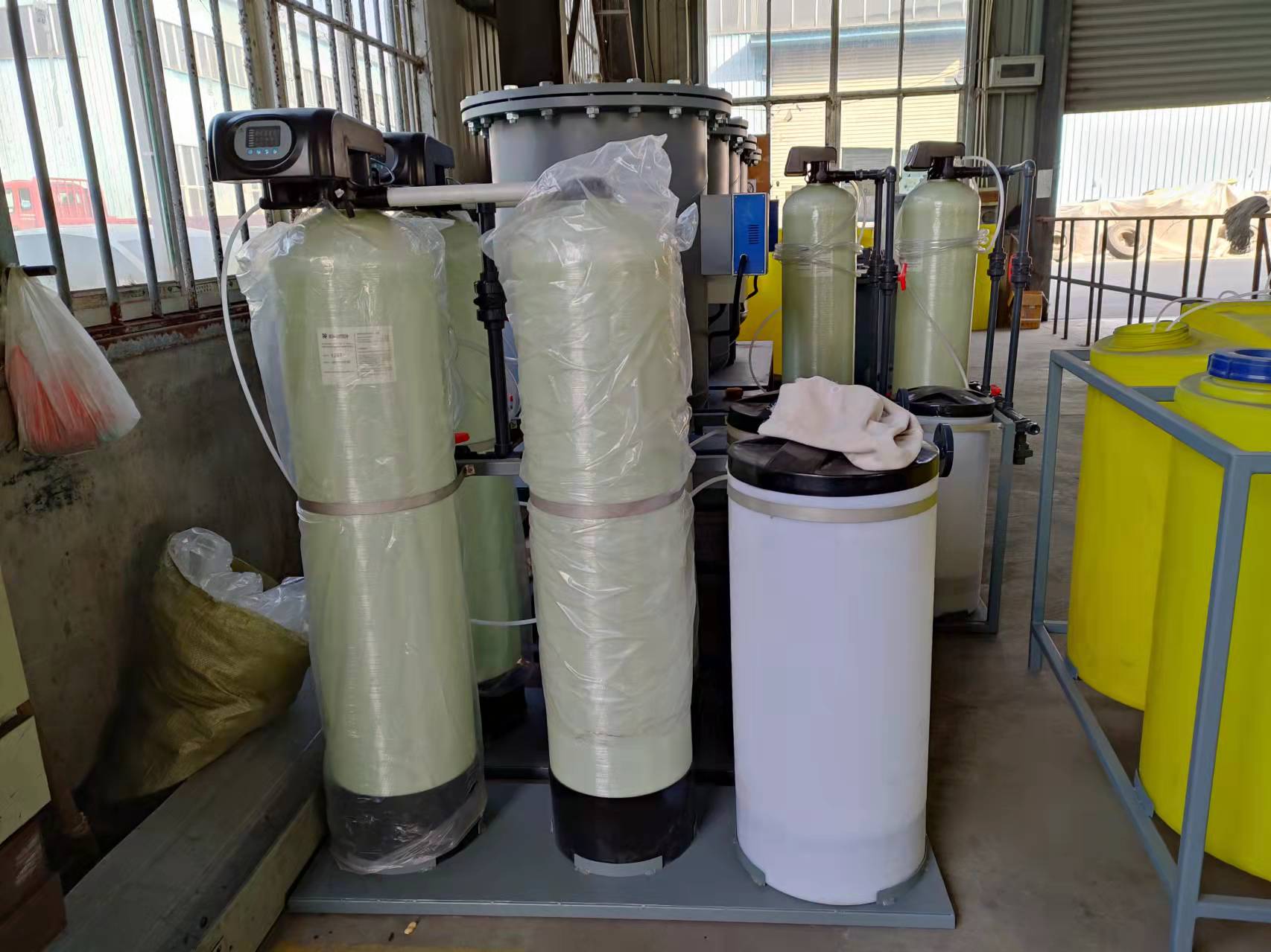 PVC軟水器全自動加鹽水處理設(shè)備圖片/PVC軟水器全自動加鹽水處理設(shè)備樣板圖 (4)