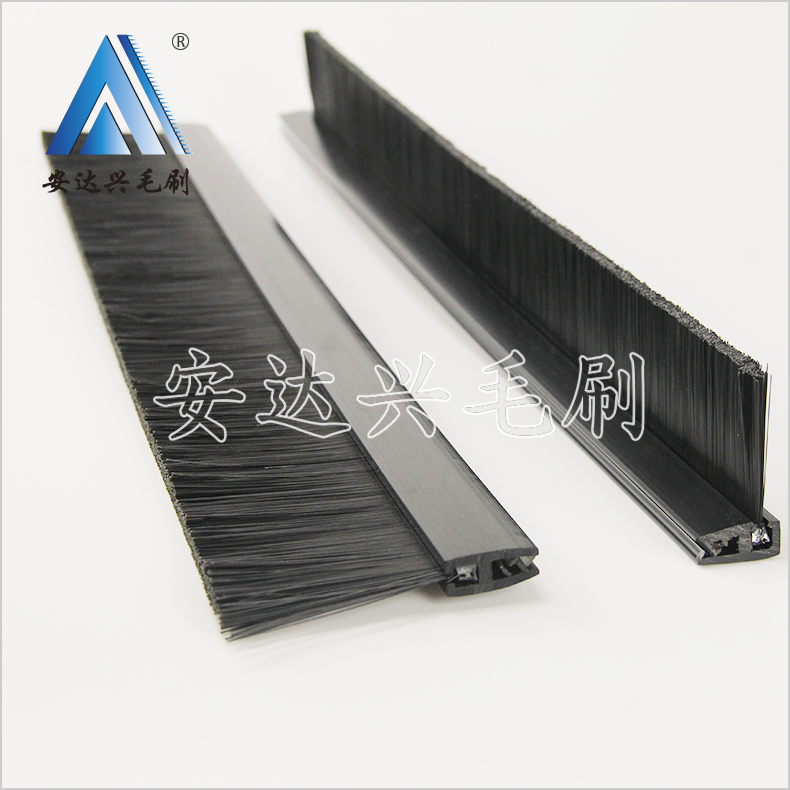 上海毛刷廠專業(yè)生產(chǎn)機柜穿線密封毛刷  刷毛密封性，回彈性佳，可按圖按樣定制圖片/上海毛刷廠專業(yè)生產(chǎn)機柜穿線密封毛刷  刷毛密封性，回彈性佳，可按圖按樣定制樣板圖 (1)