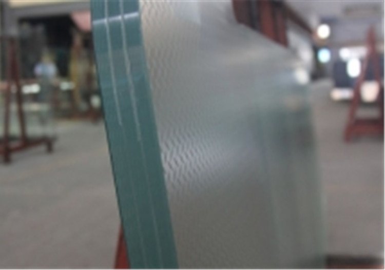 支持定制各類多層夾膠玻璃 耐熱性強(qiáng) 透光率85% 售后完善 深圳夾膠玻璃圖片