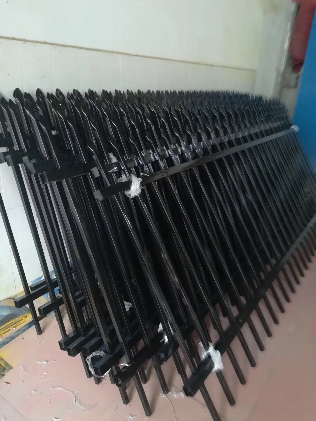 鍍鋅圍欄圖片/鍍鋅圍欄樣板圖 (1)